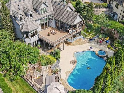 13820 Horton Dr, Overland Park, KS, 66223