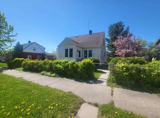 111 E Nebraska Ave, Gilbert, MN 55741