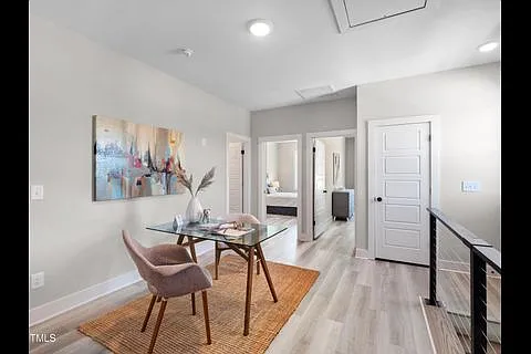 2126 Titanium Rock Rd — Photo 13