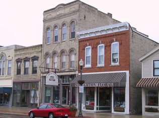 162 E Main St APT 1, Stoughton, WI 53589