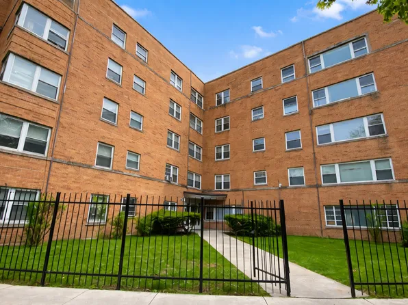 7327 N Rogers Ave APT 408, Chicago, IL 60626