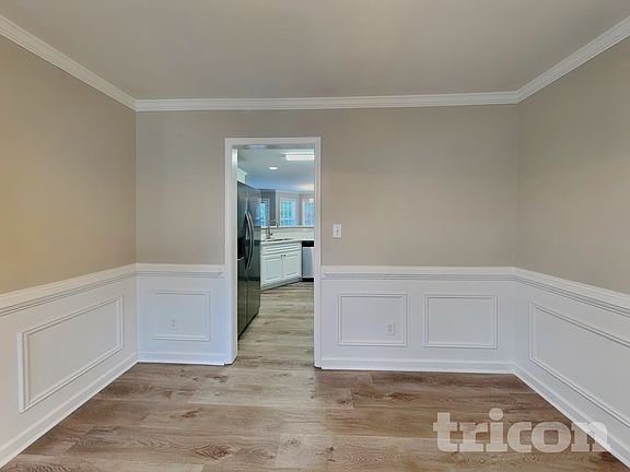 4th image of 9260 Carnes Estates Dr