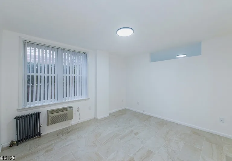 467 Valley St #1A — Photo 18