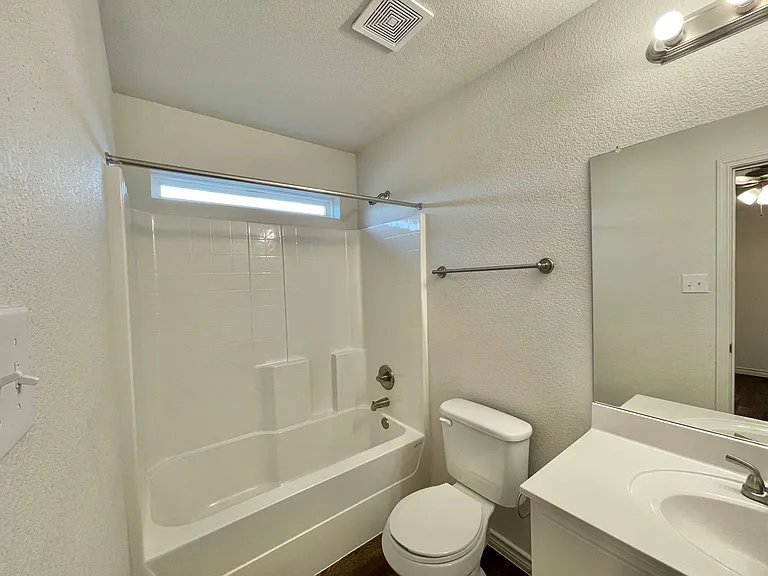 1802 Clovis Dr — Photo 27