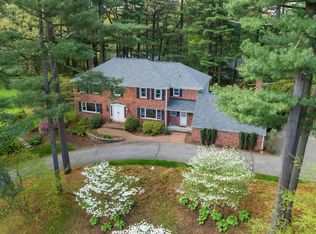 111 Ardsley Rd, Longmeadow, MA 01106