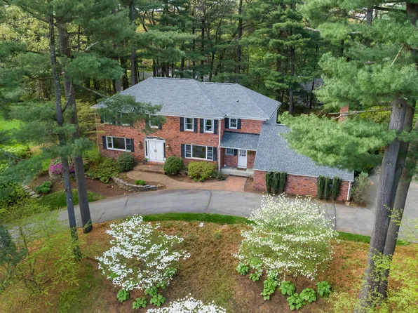 111 Ardsley Rd, Longmeadow, MA 01106