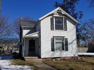 726 Clinton St, Owosso, MI 48867