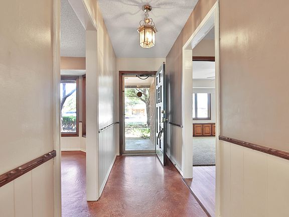 4th image of 3405 88th St