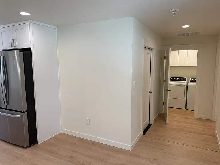721 Iva Ln NE — Photo 16
