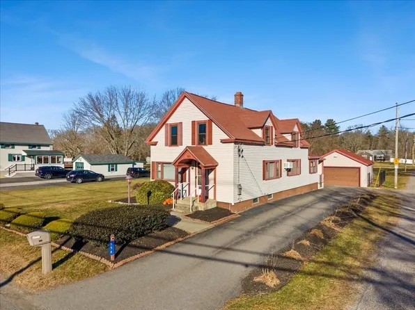 550 Middleboro Ave, Taunton, MA 02780