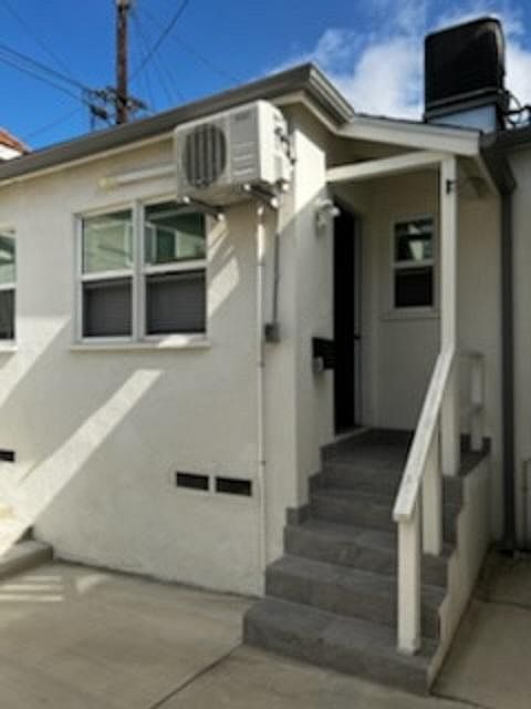 1st image of 383 Harvey Dr #A