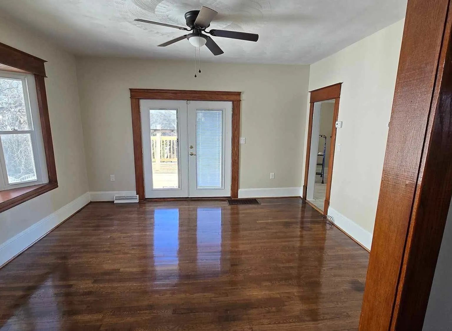 2138 Memorial Avenue Southwest - 1 — Photo 2