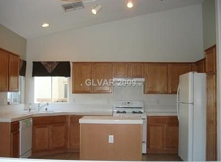 5th image of 10718 Vineyard Pass St