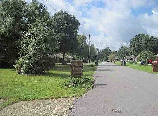 2nd image of 5756 Juergen Way