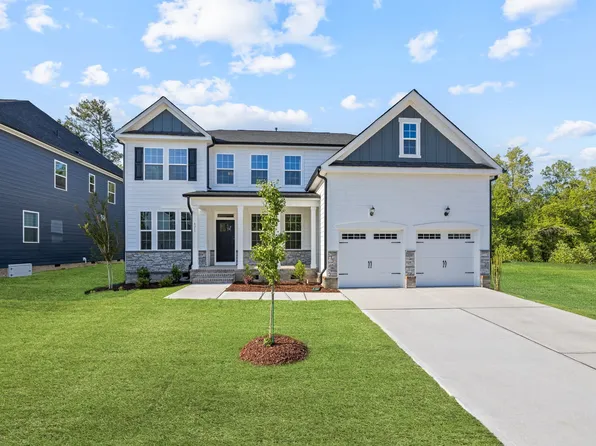 621 Metroliner Pl, Knightdale, NC 27545