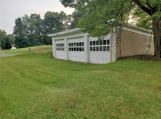 2883 1/2 Oneida Valley Rd, Parker, PA 16049