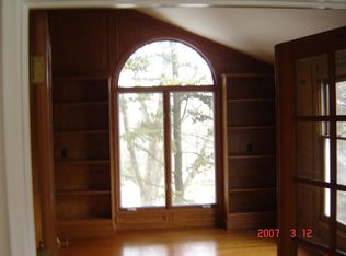 36018 Quakertown Ln, Farmington Hills, MI 48331