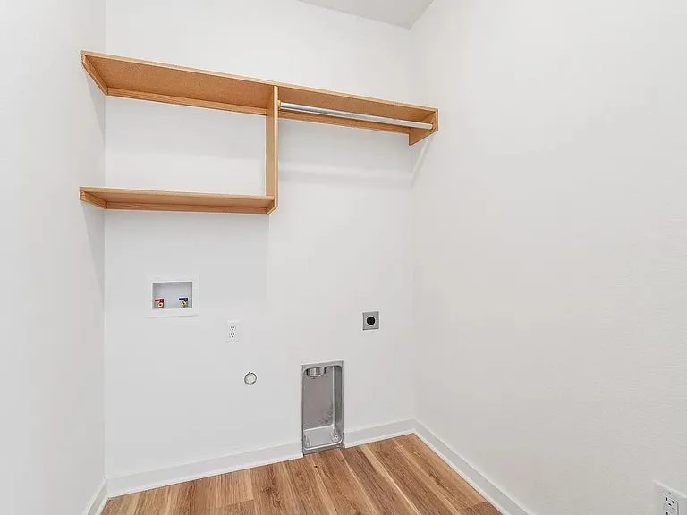 2263 E Spring Hill Ct — Photo 5