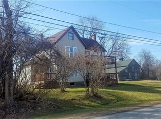 14452 Lakeshore Rd, Kent, NY 14477