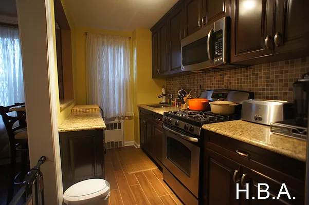 Sold by Better Homes & Gardens FH Realty | media 10
