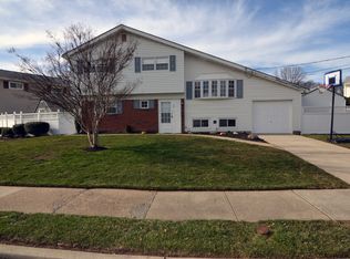 30 Sycamore Way, Hamilton, NJ 08690