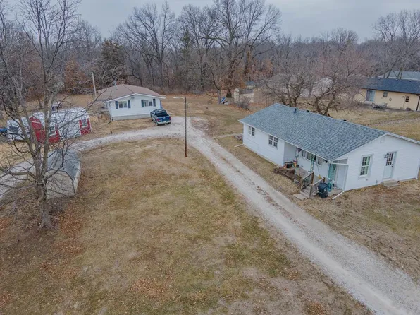 1531 Myra St, Moberly, MO 65270