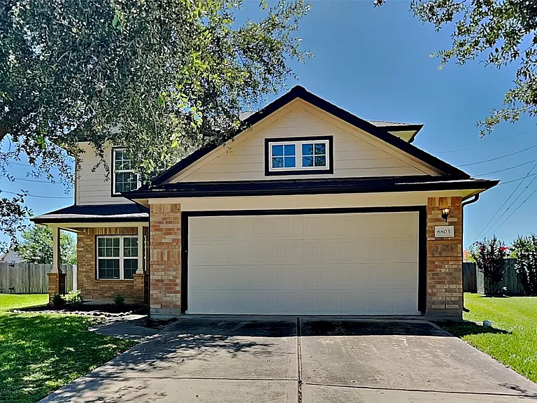 8803 Butterstone Ridge Ln — Photo 1