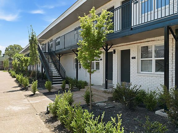 3rd image of 171 N Merton St #11