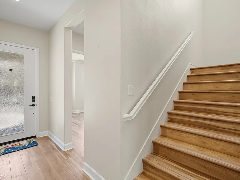 21217 Rockview Ter — Photo 4