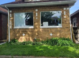 9434 S Calumet Ave, Chicago, IL 60619