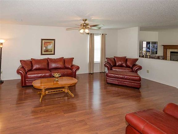 3rd image of 14523 Lee Stewart Ln