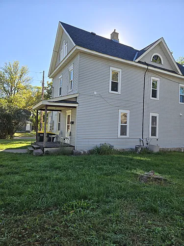208 Atlantic Ave N #2 Photo 1