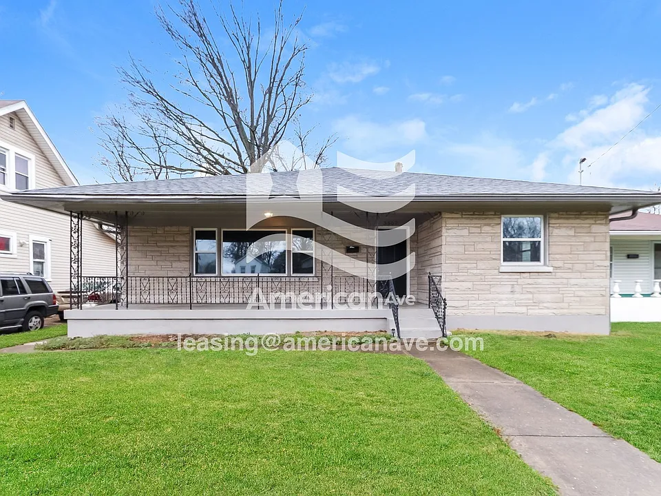 3507 Grand Ave
