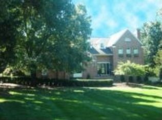 2 Green Hill Rd, Chester, NJ 07930