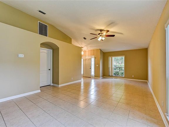 5th image of 876 NW Waterlily Pl