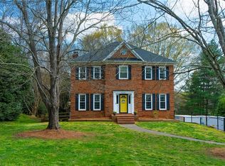 8105 Slane Ct, Clemmons, NC 27012