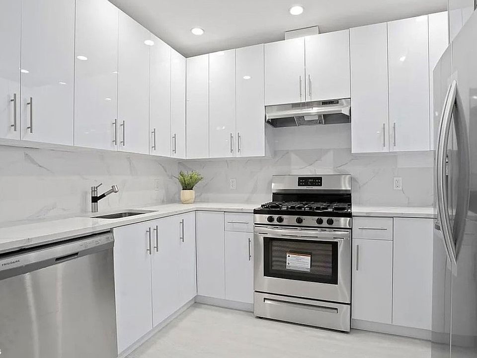 1st image of 600 20th St #2B