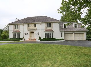 5820 Mission Dr, Mission Hills, KS 66208