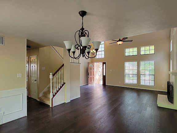 4th image of 500 Saint Emelion Ct