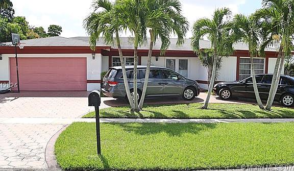 2nd image of 16754 Golfview Dr #0