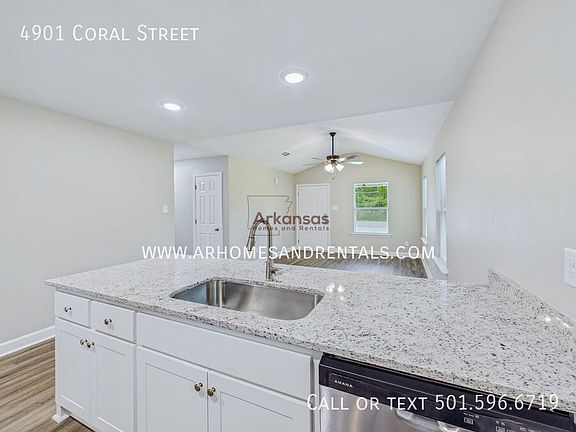 4th image of 4901 Coral St