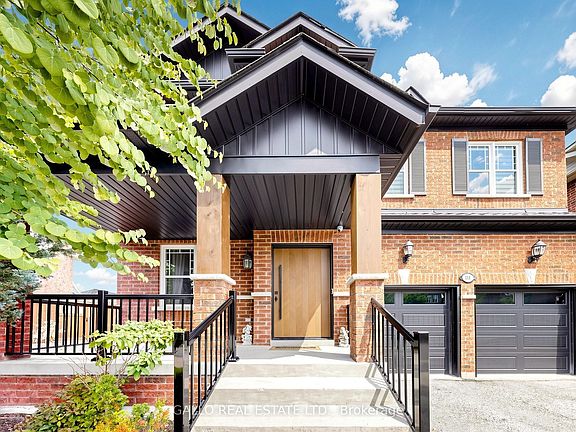 3rd image of 111 Pondmede Cres