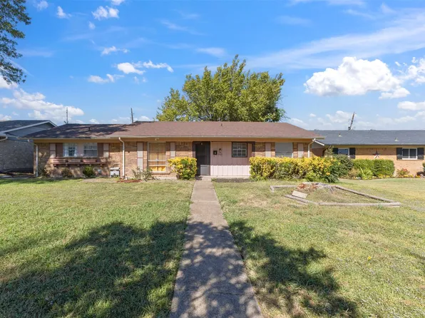 3109 Point East Dr, Mesquite, TX 75150