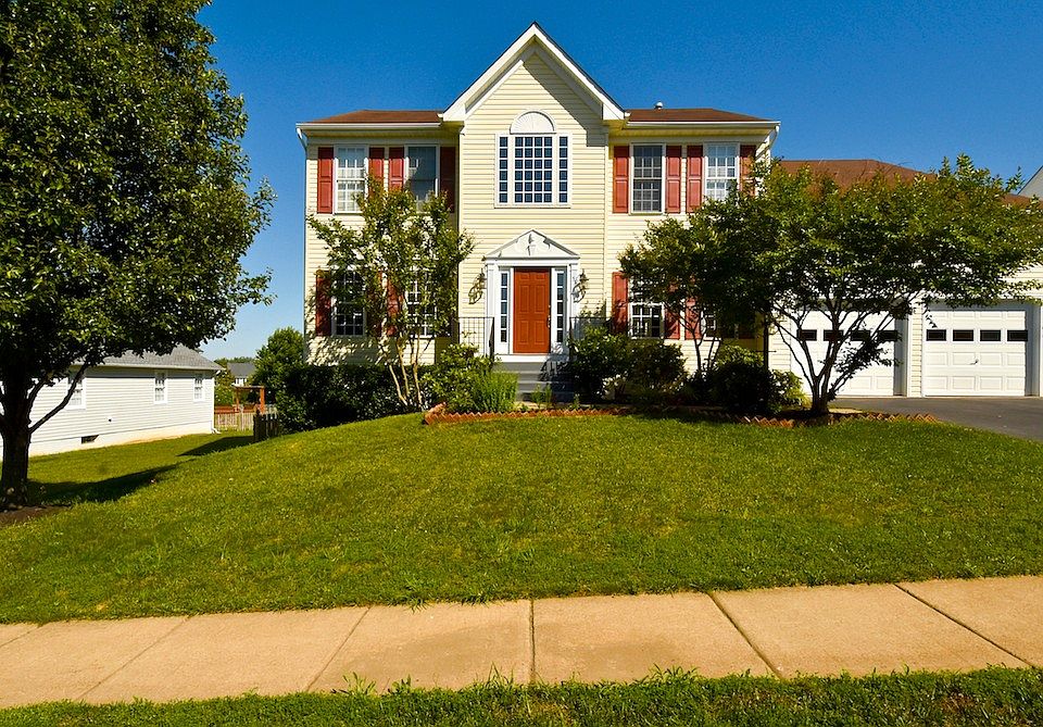 1st image of 53 Country Manor Dr