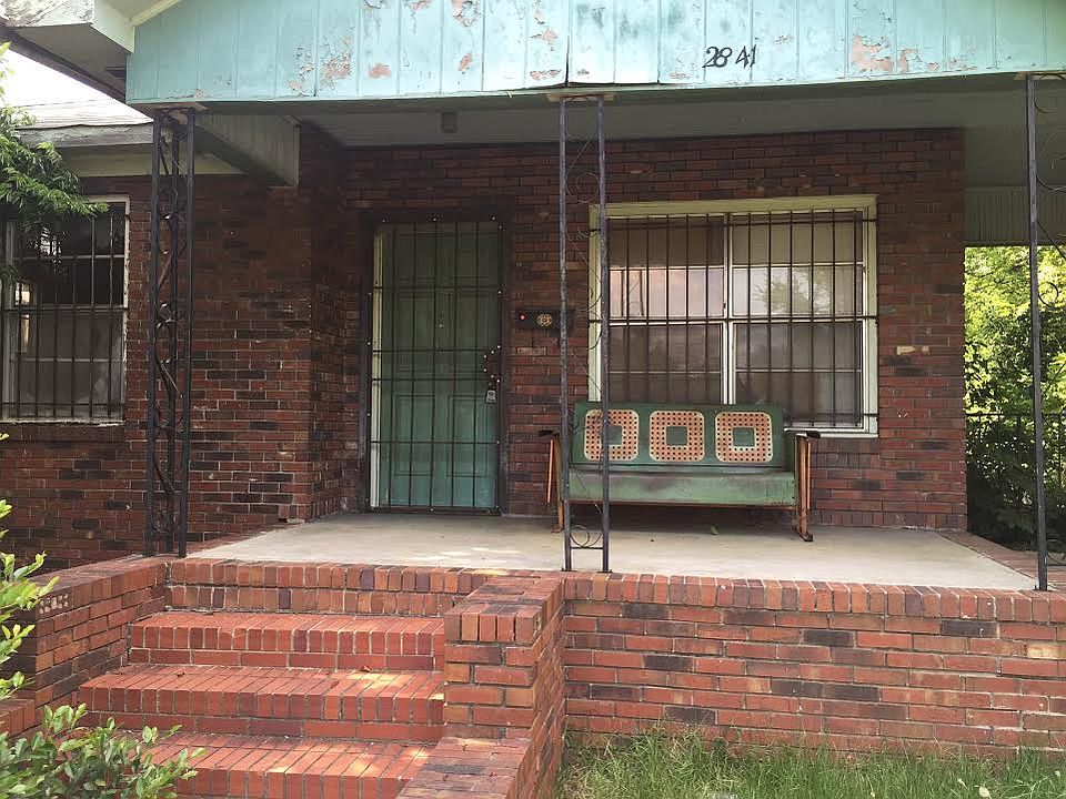 2nd image of 2841 Columbus Rd