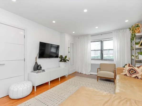 144-11 77th Road image 3 of 16