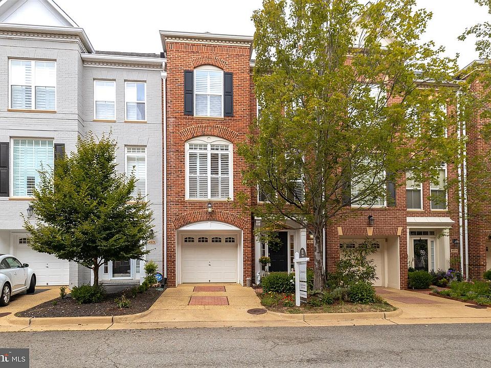 1st image of 4917 Barbour Dr
