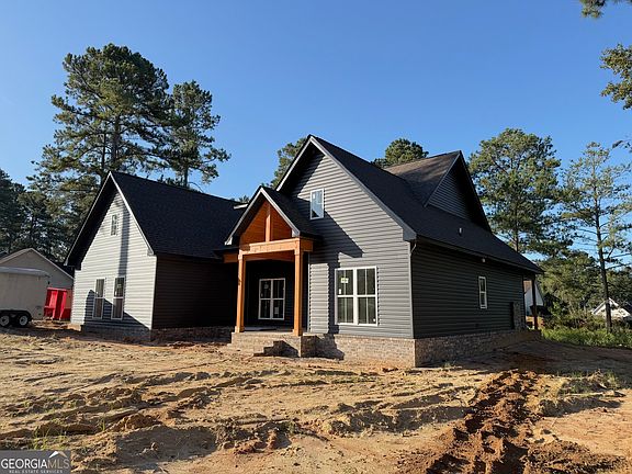 3rd image of 212 Ashland Ct
