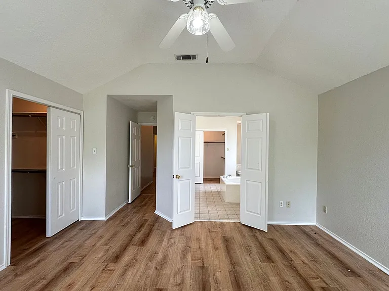 607 Hogan Dr — Photo 28