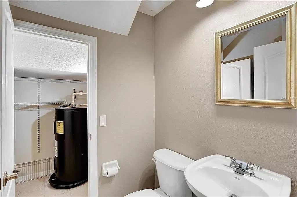 262 Cape Harbour Loop — Photo 4